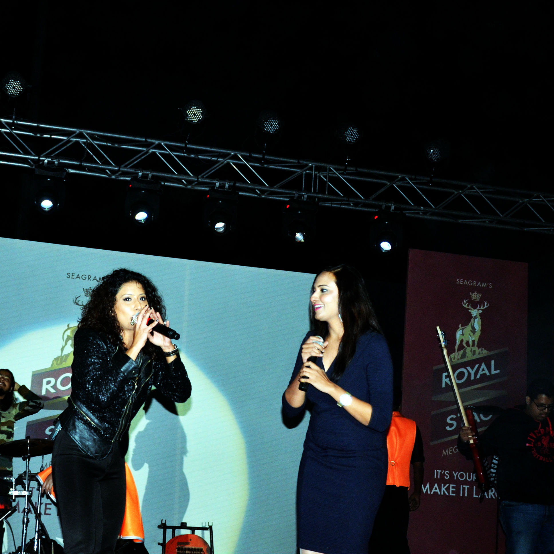 Best Female Emcee in Delhi/Gurgaon corporate event